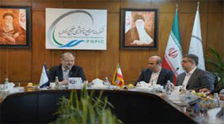 تأکید هلدینگ خلیج فارس بر تسهیل اجرای نیروگاههای خورشیدی